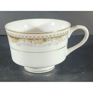 QUEEN ANNE Signature Collection TEA CUP Teacup Green Select Fine China Japan